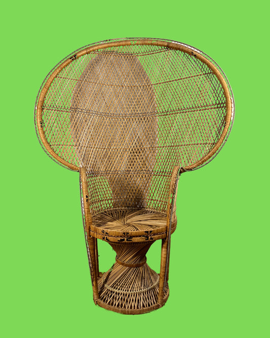 Louez notre fauteuil trône en rotin